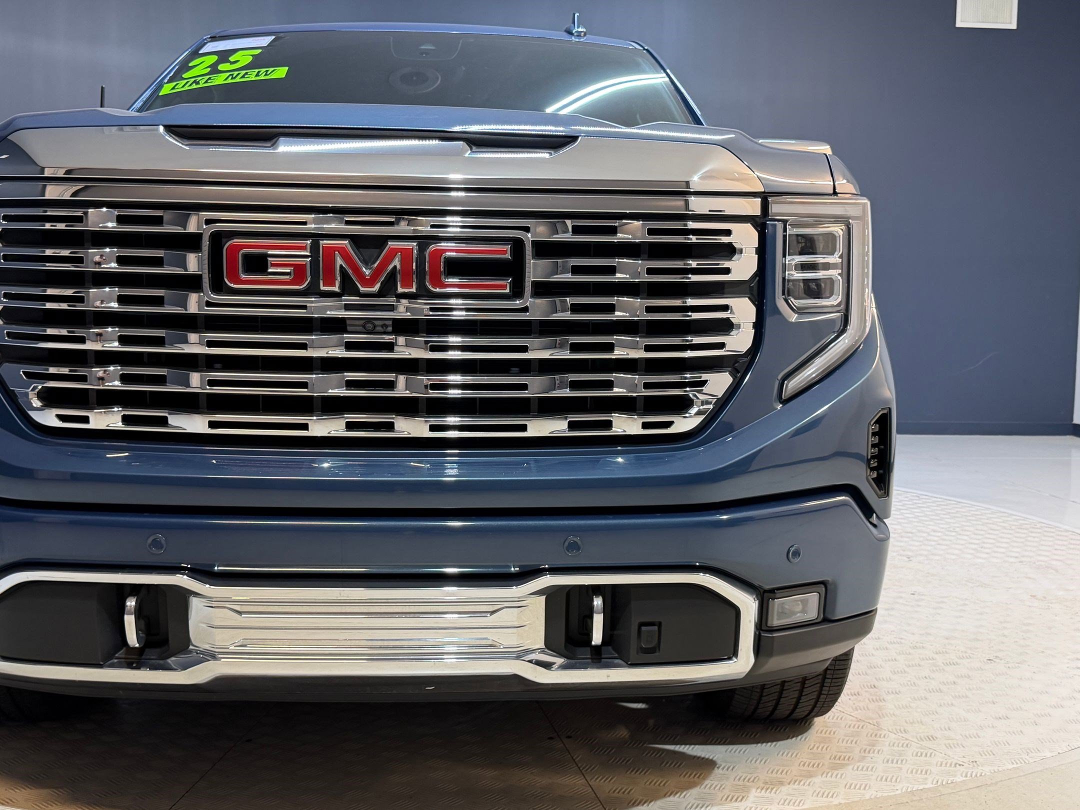 Used 2025 GMC Sierra 1500 Denali AWD/4WD image 22