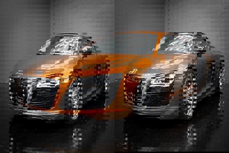 Used 2010 Audi R8 V10 image 2