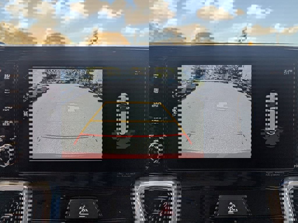 Used 2023 Kia Sorento SX image 22