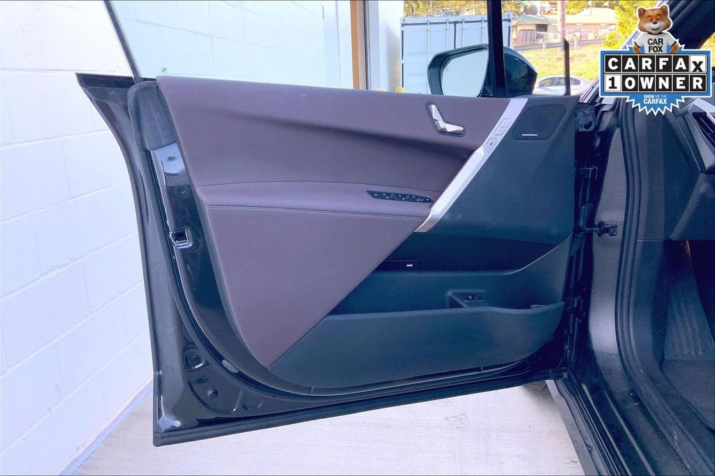 Used 2025 BMW iX xDrive50 image 21