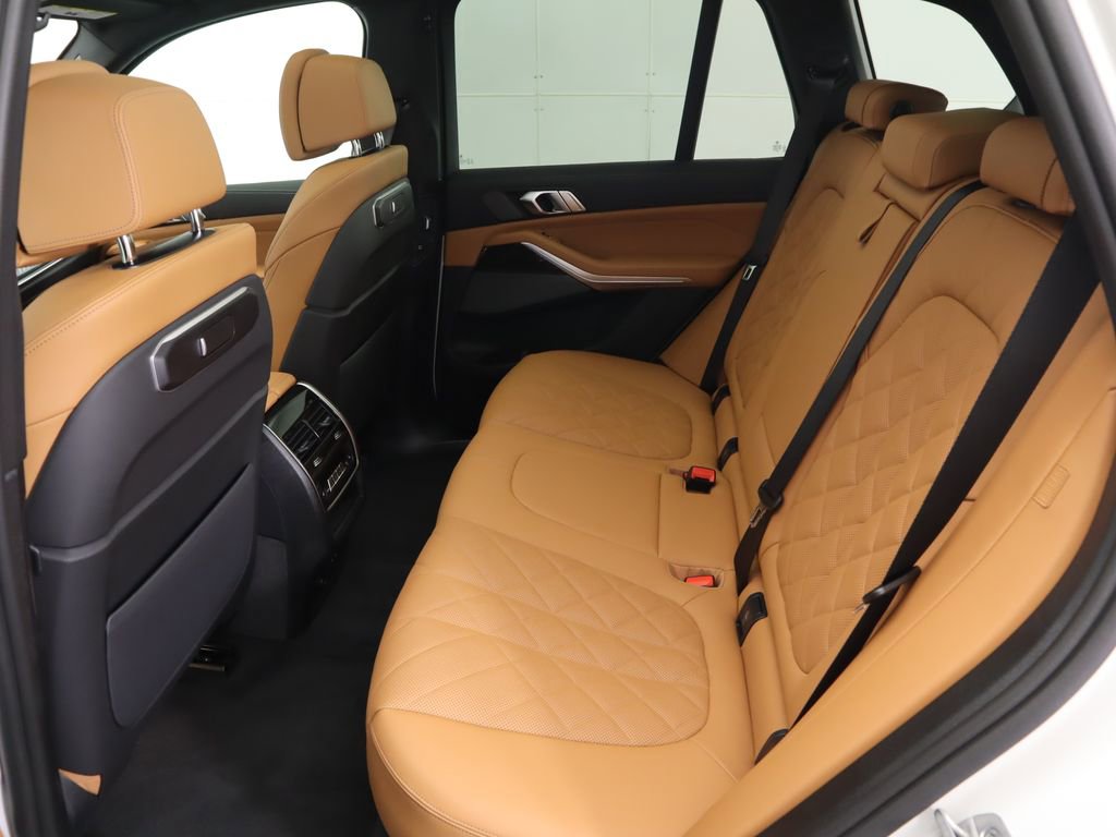 New 2026 BMW X5 sDrive40i w/ Climate Comfort Package image 22