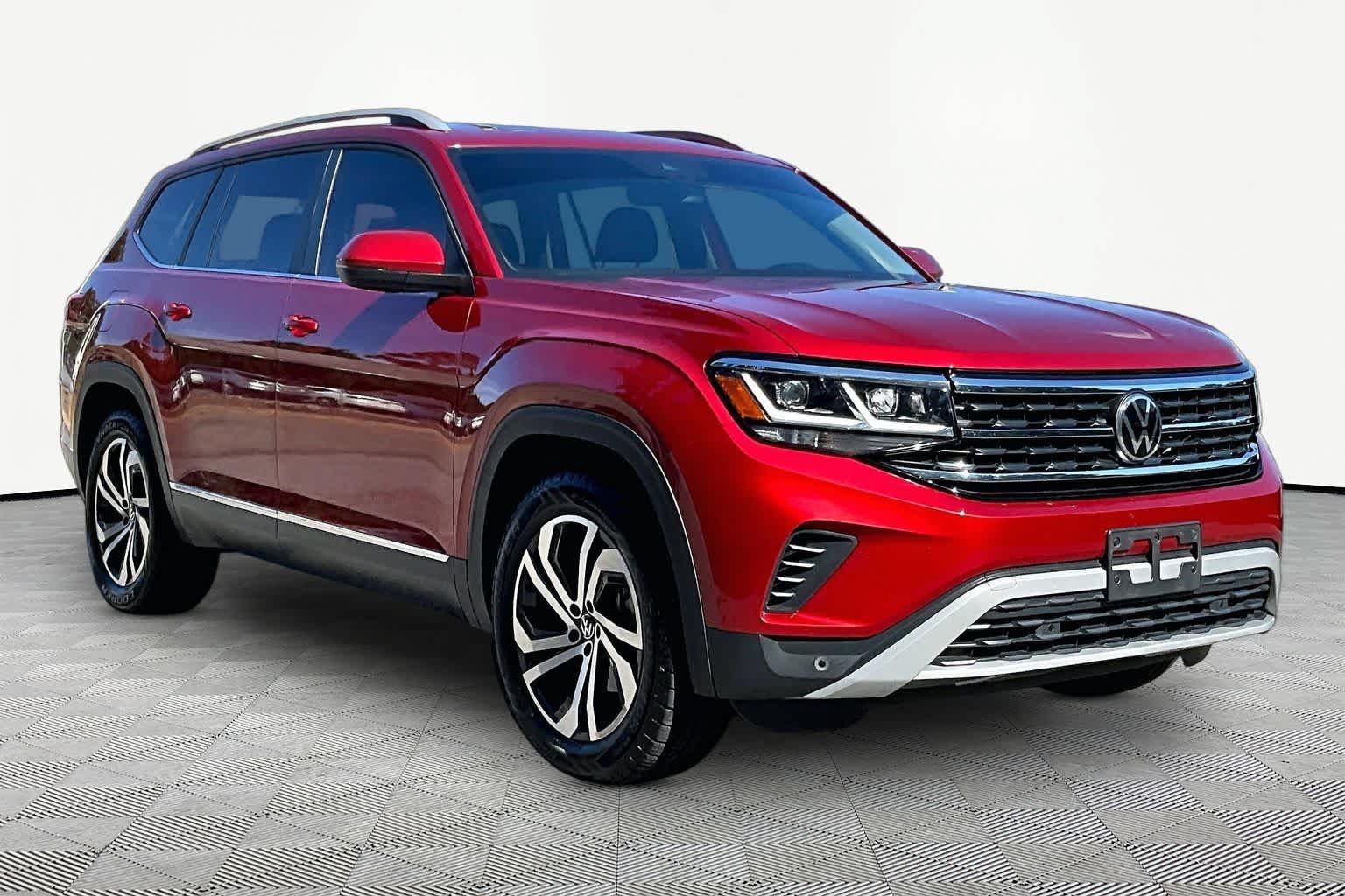 Used 2022 Volkswagen Atlas SEL AWD/4WD image 3