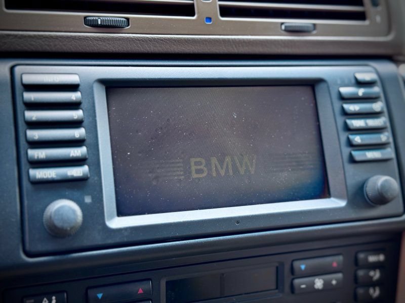Used 2001 BMW 740i RWD image 14