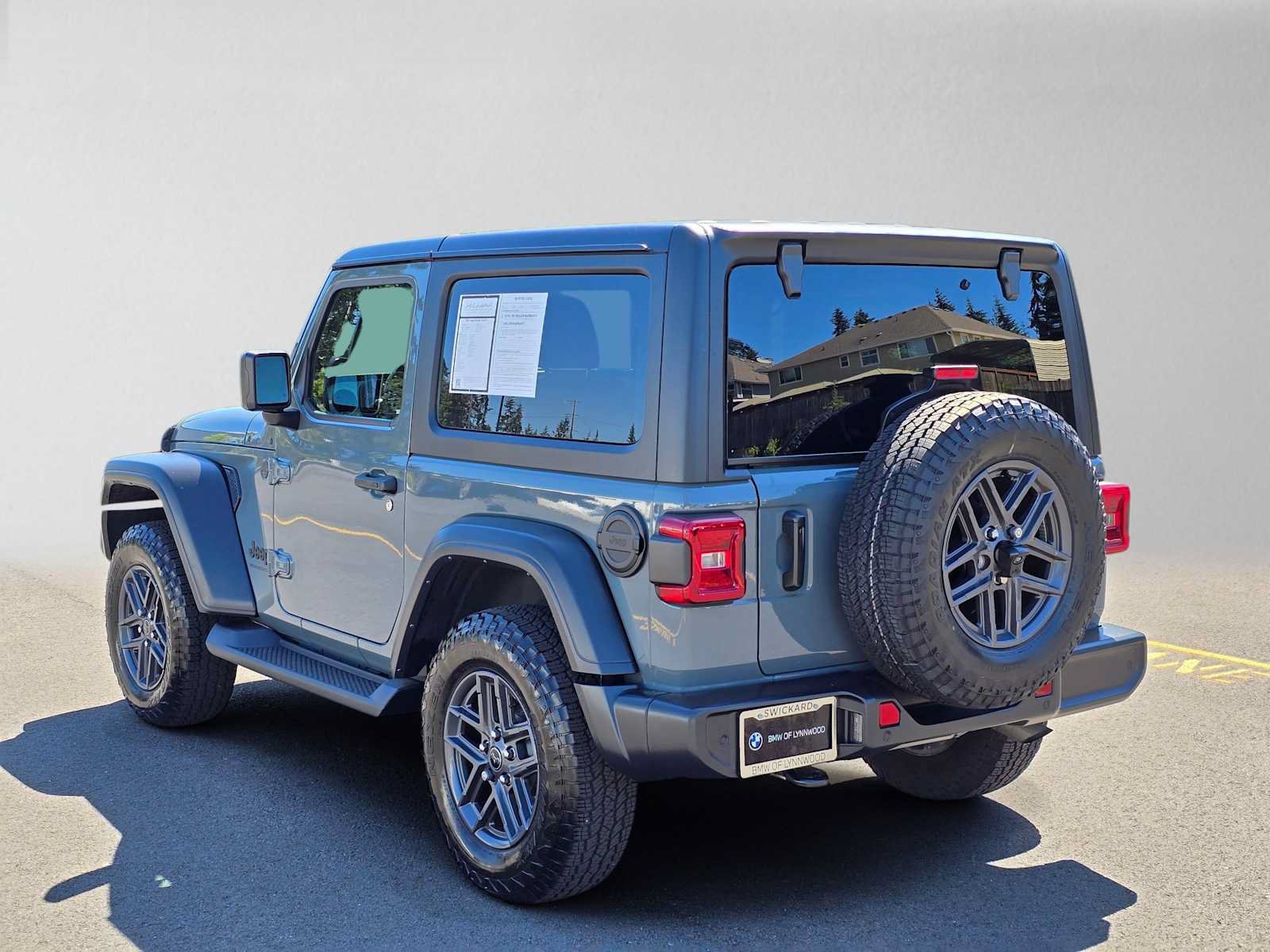 Used 2024 Jeep Wrangler Sport AWD/4WD image 5