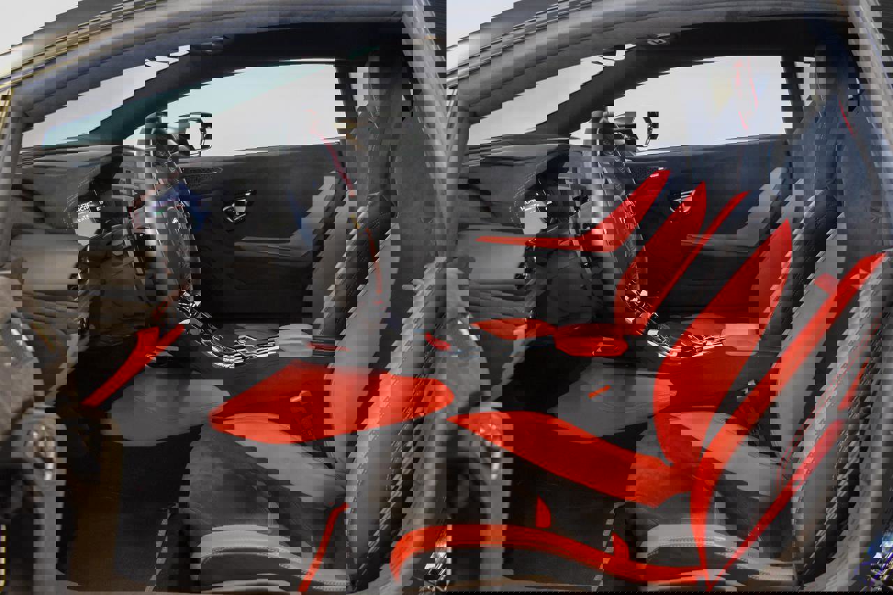 Used 2023 Lamborghini Huracan Tecnica image 31