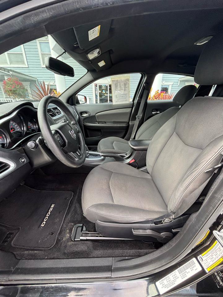 Used 2013 Dodge Avenger SE FWD image 7