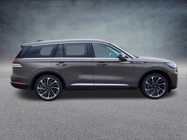 New 2026 Lincoln Aviator Reserve w/ Luxury Package image 8