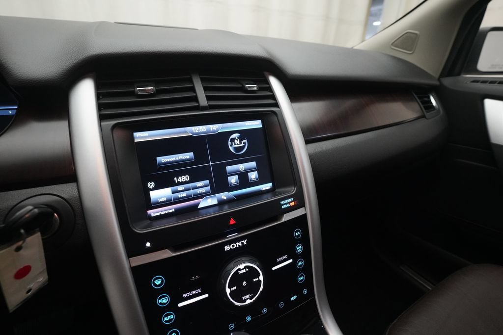 Used 2013 Ford Edge Limited AWD/4WD image 6