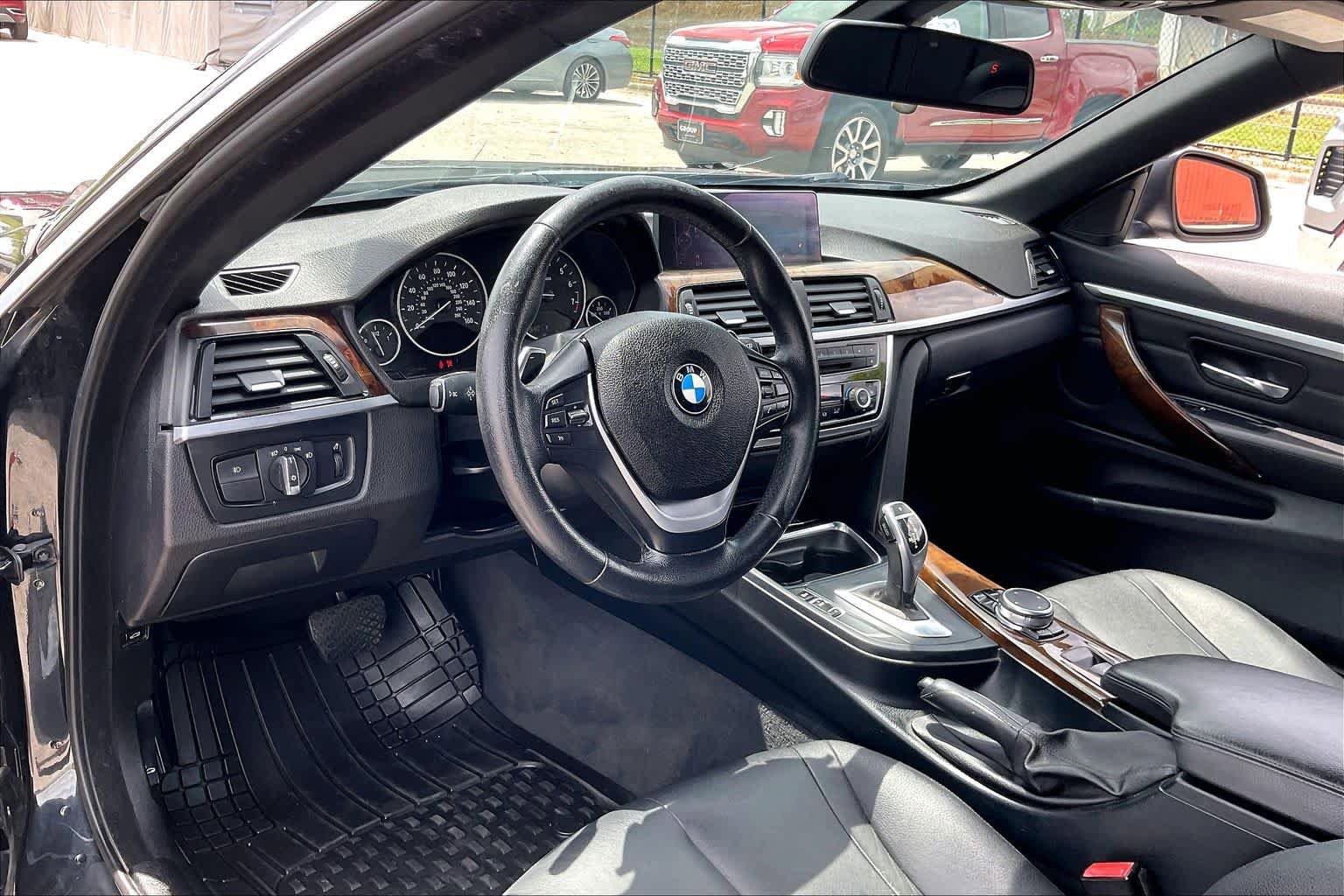 Used 2015 BMW 428i Convertible image 17