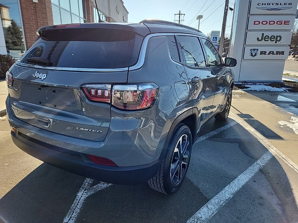 Certified 2022 Jeep Compass Limited image 11