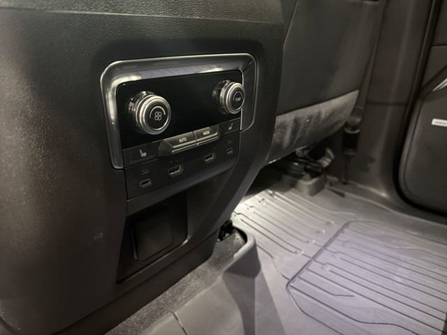 New 2026 GMC Yukon XL Denali AWD/4WD image 19