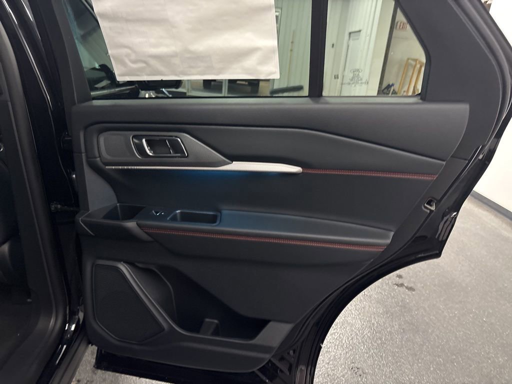 New 2026 Ford Explorer ST-Line AWD/4WD image 30