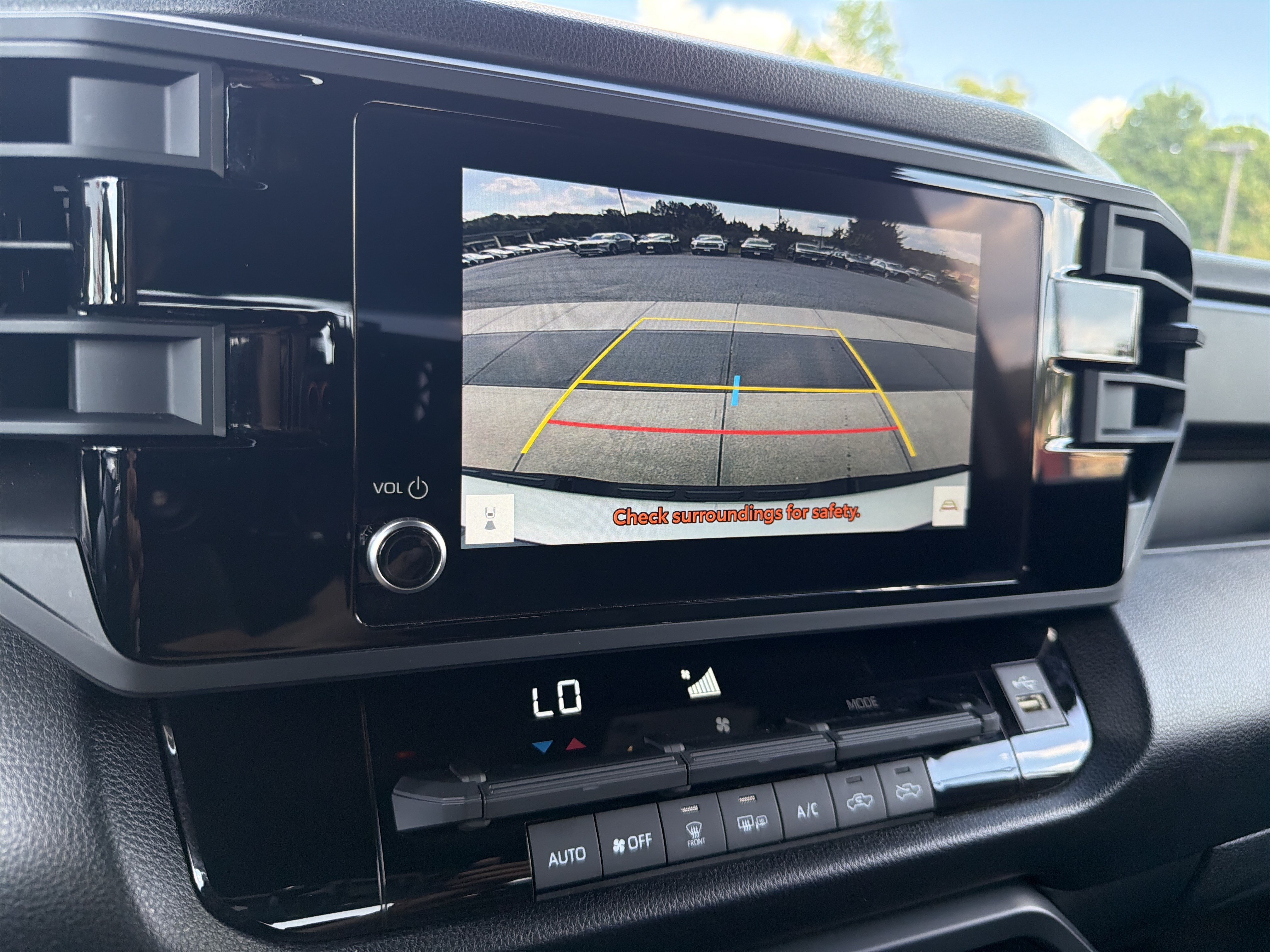 Certified 2025 Toyota Tundra SR AWD/4WD image 7