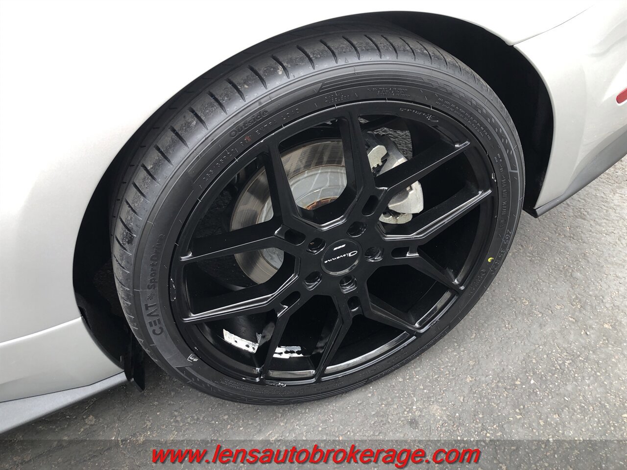 Used 2019 Ford Mustang Premium w/ Equipment Group 201A RWD image 20