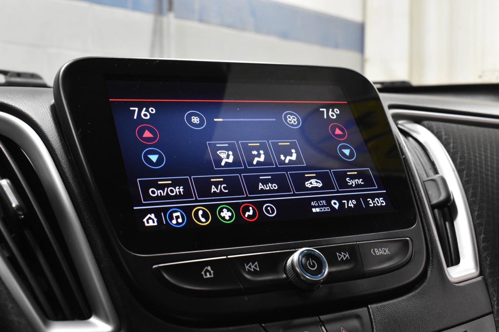 Used 2024 Chevrolet Malibu LT image 15