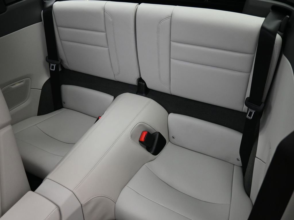 Certified 2021 Porsche 911 Targa 4S image 9