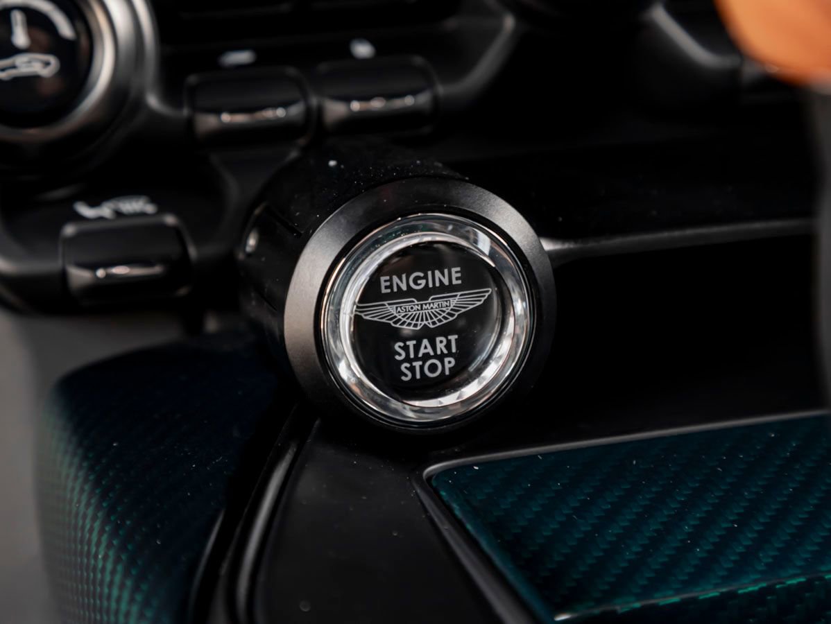Used 2024 Aston Martin Valour RWD image 23