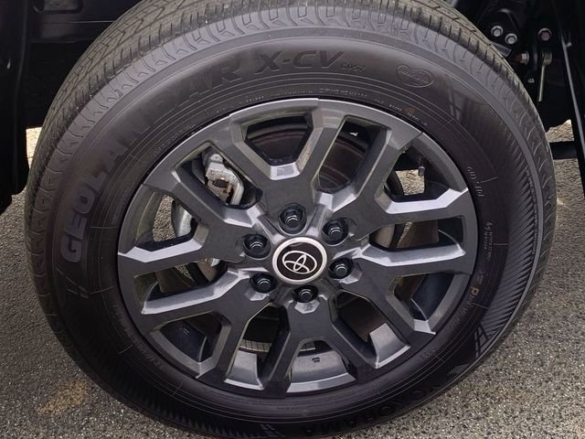 Used 2024 Toyota Tundra Platinum image 36