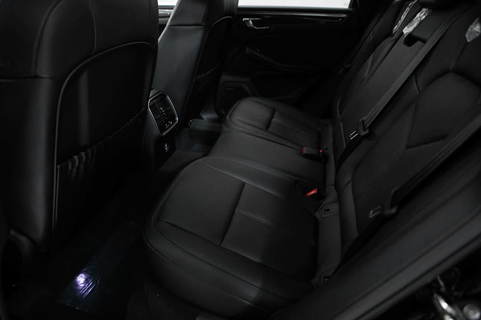 New 2026 Porsche Macan S AWD/4WD image 34