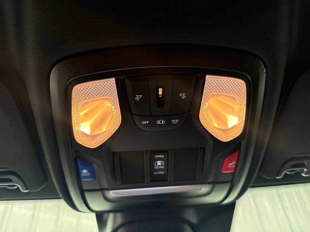 New 2026 RAM 3500 Tradesman AWD/4WD image 22