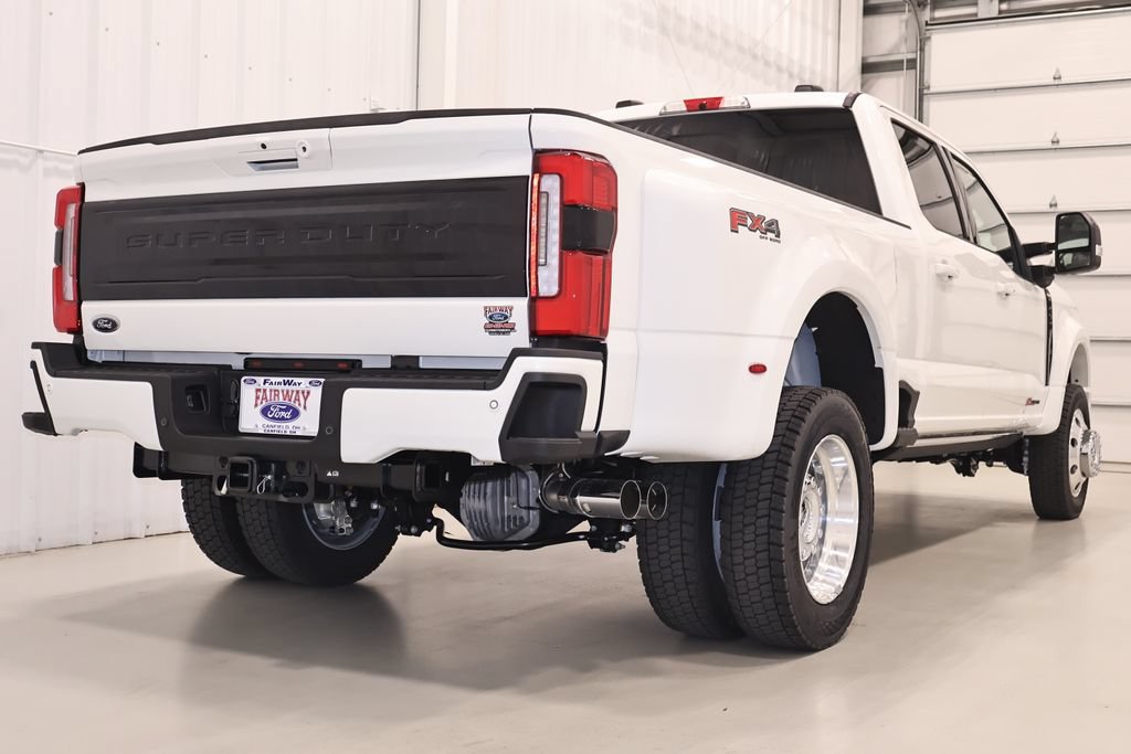 New 2026 Ford F450 Platinum w/ FX4 Off-Road Package AWD/4WD image 9