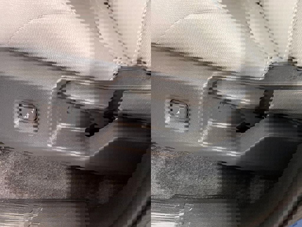 New 2026 Toyota Tacoma SR5 image 8