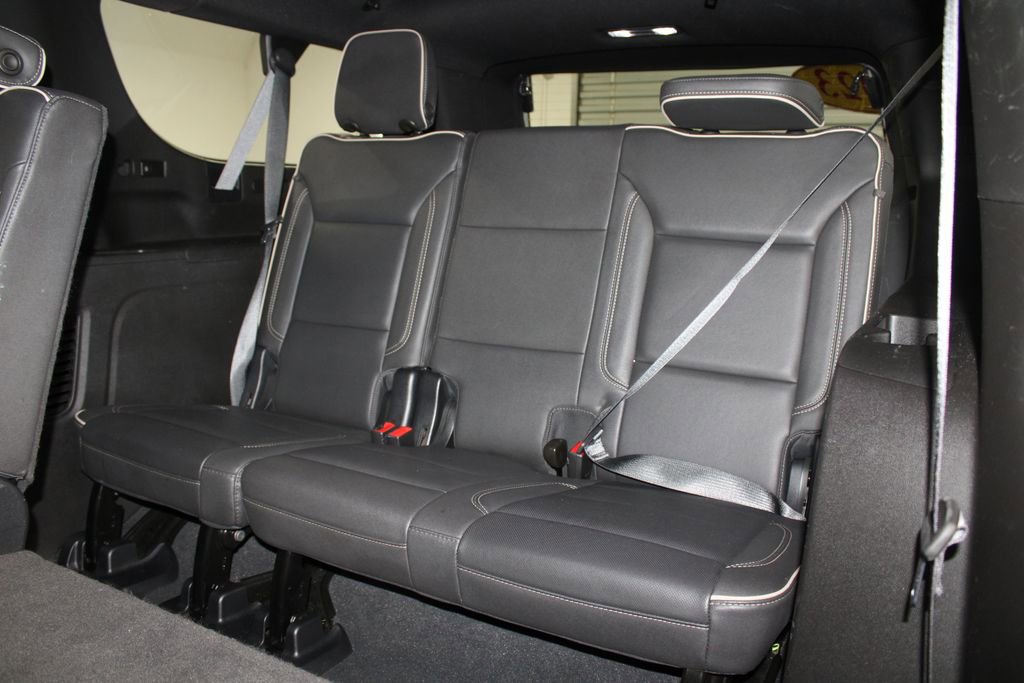 Used 2023 GMC Yukon XL SLT image 29