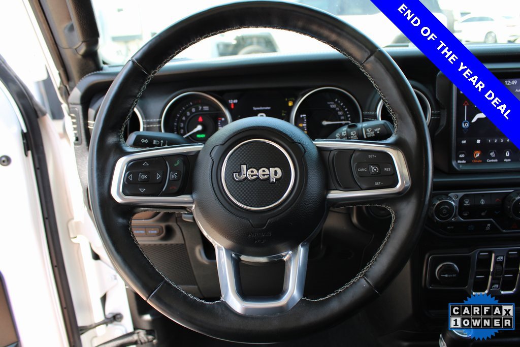 Used 2022 Jeep Wrangler Unlimited Sahara w/ Cold Weather Group image 12