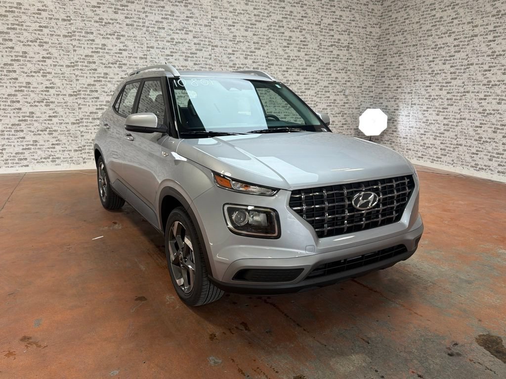 New 2026 Hyundai Venue SEL FWD image 1