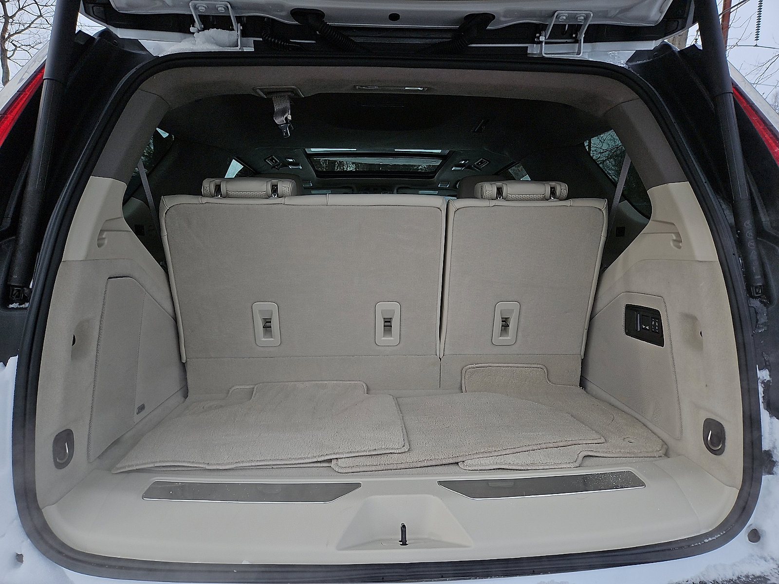 Certified 2024 Cadillac Escalade Sport Platinum image 32