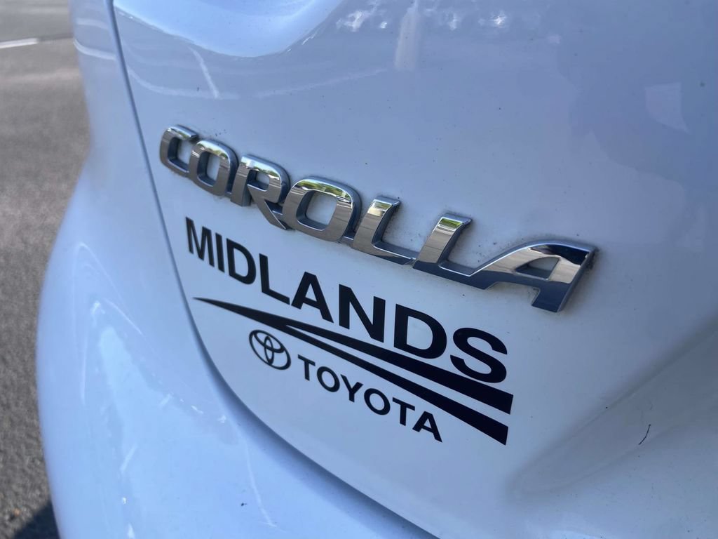Used 2020 Toyota Corolla LE FWD image 11