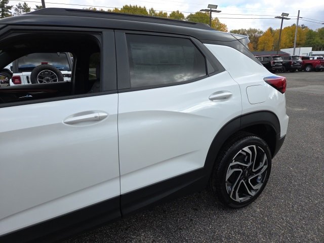 New 2025 Chevrolet TrailBlazer RS w/ Convenience Package image 15