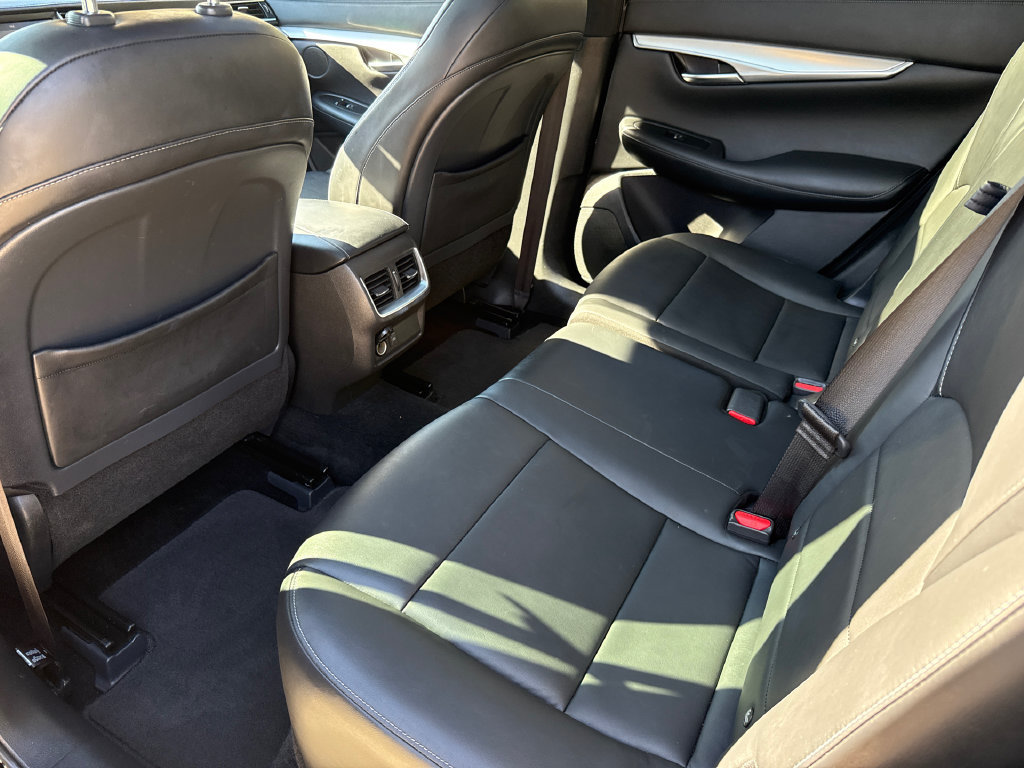 Used 2020 INFINITI QX50 Luxe FWD image 17