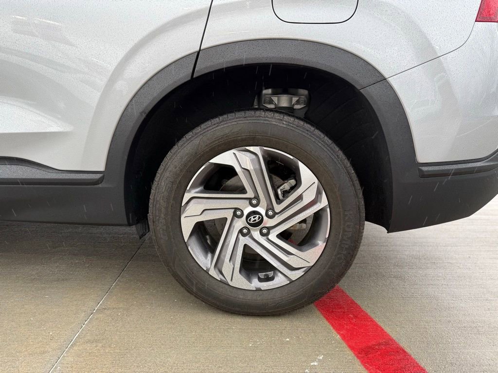 Used 2023 Hyundai Santa Fe SEL image 10