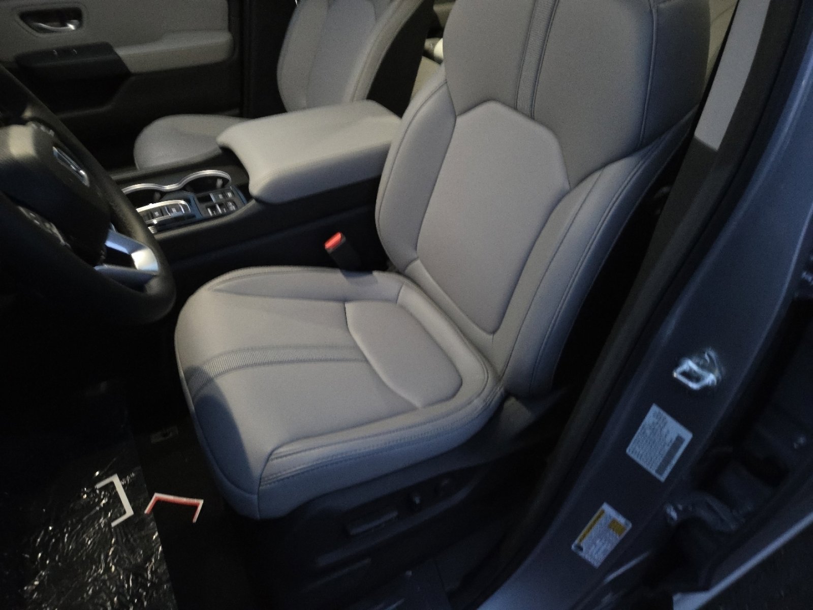 New 2025 Honda Pilot Touring image 27