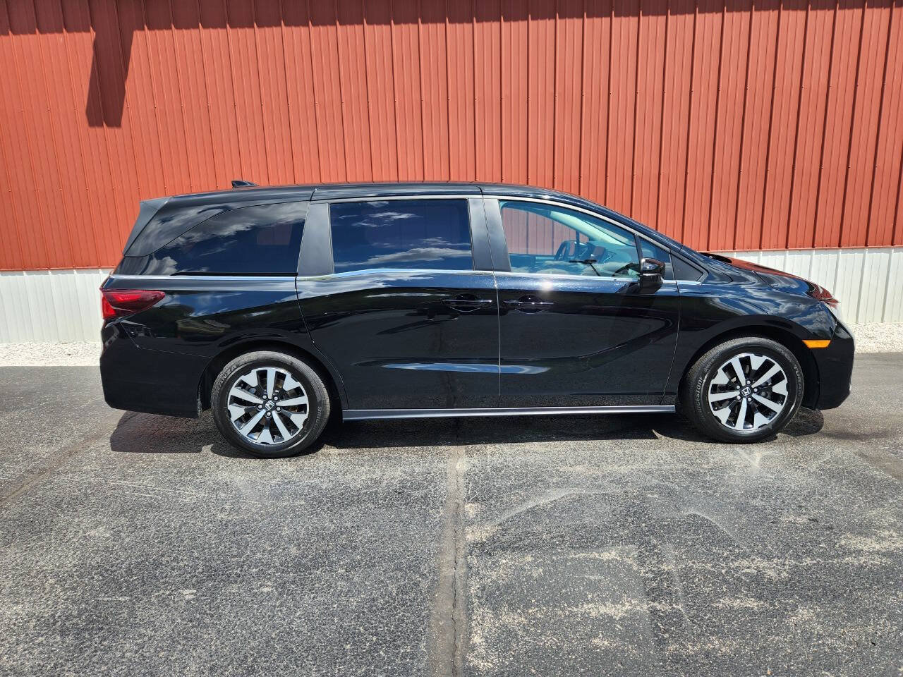 Used 2025 Honda Odyssey EX-L image 5