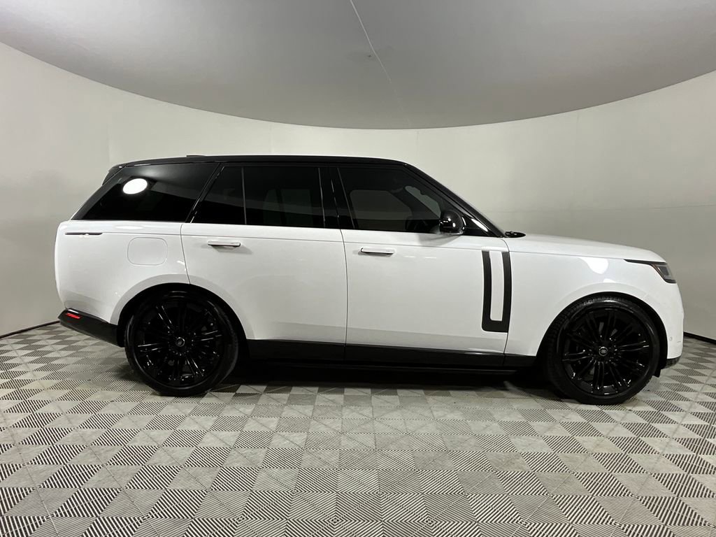 Certified 2024 Land Rover Range Rover SE AWD/4WD image 5