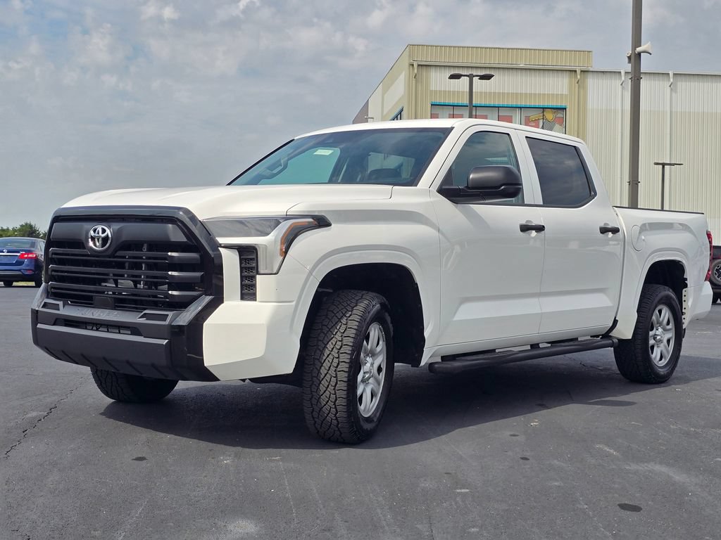 Used 2023 Toyota Tundra SR AWD/4WD image 4