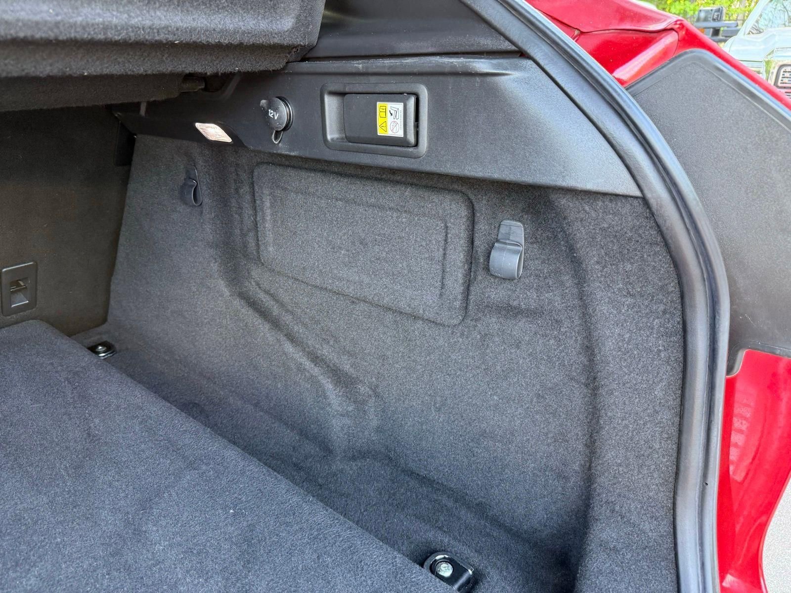 Used 2019 Jaguar F-PACE Prestige AWD/4WD image 17