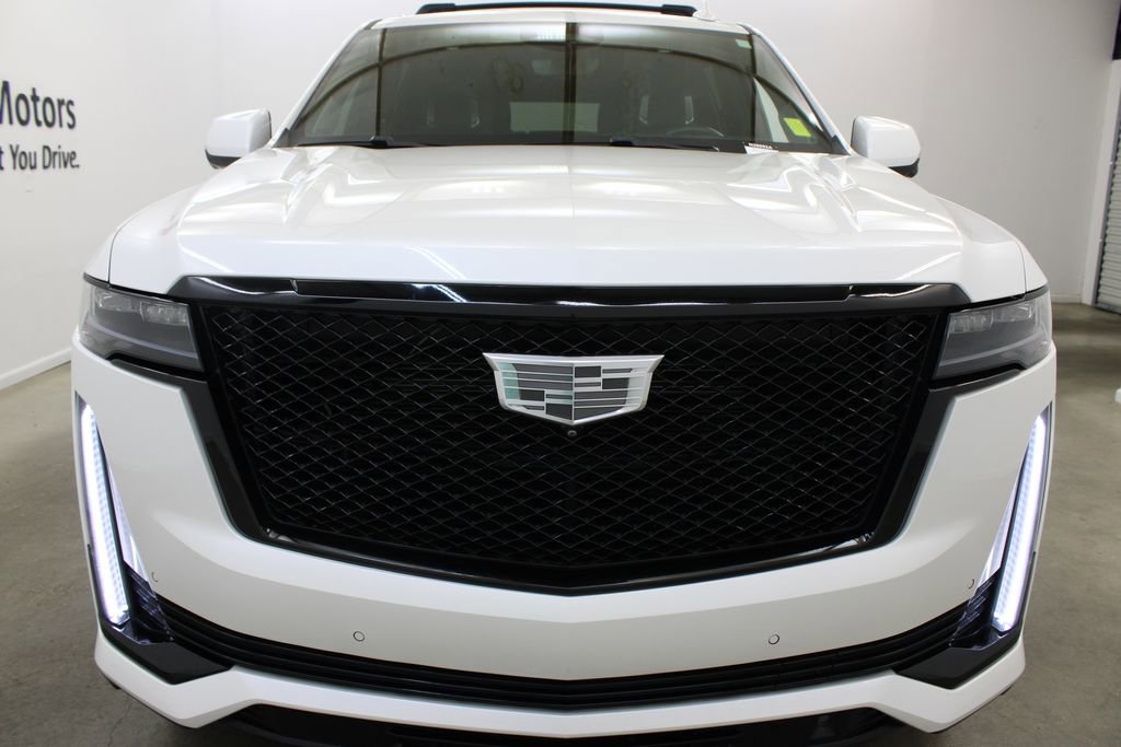Used 2022 Cadillac Escalade ESV Sport Platinum AWD/4WD image 7