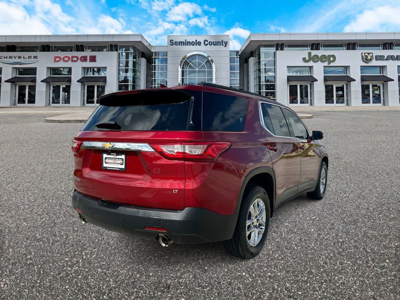 Used 2020 Chevrolet Traverse LT w/ Driver Confidence II Package FWD image 8