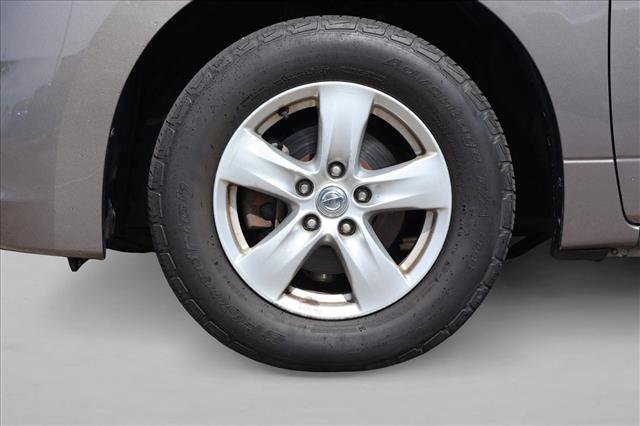 Used 2016 Nissan Quest SV FWD image 9