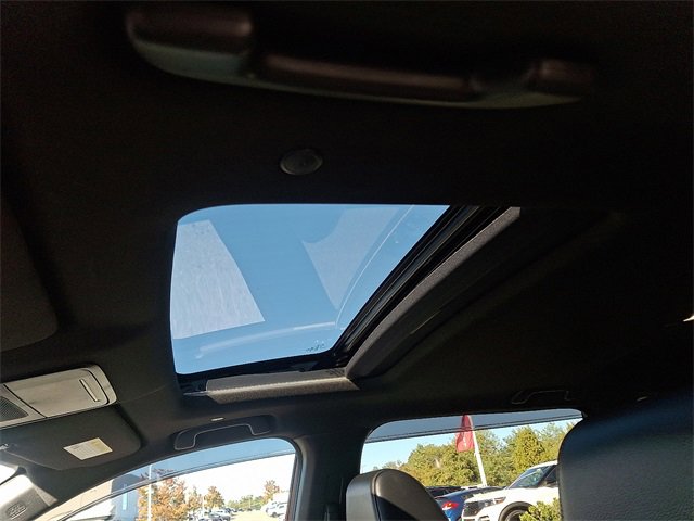 Used 2023 Honda CR-V Sport Touring image 10