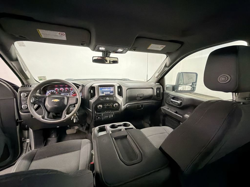 Used 2021 Chevrolet Silverado 2500 Custom w/ Custom Value Package image 18
