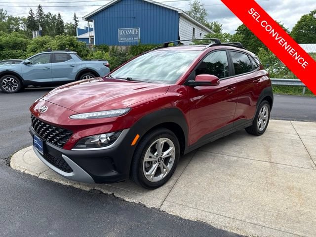 Certified 2023 Hyundai Kona SEL w/ Convenience Package AWD/4WD image 4