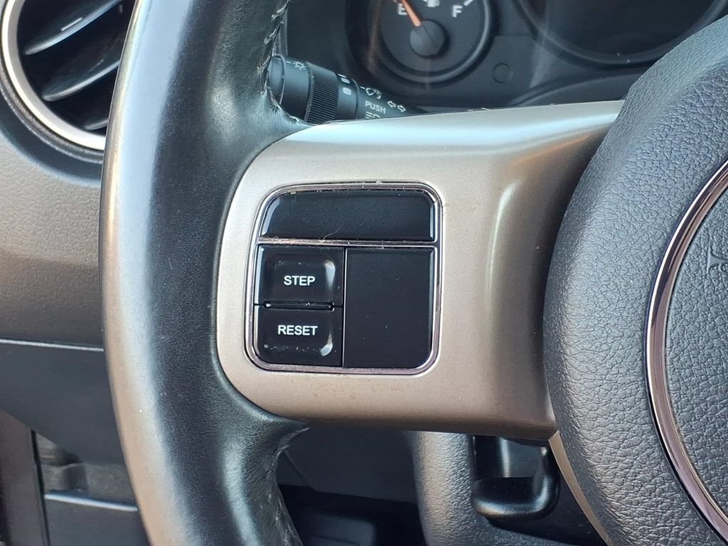 Used 2016 Jeep Compass 75th Anniversary w/ Power Value Group AWD/4WD image 18