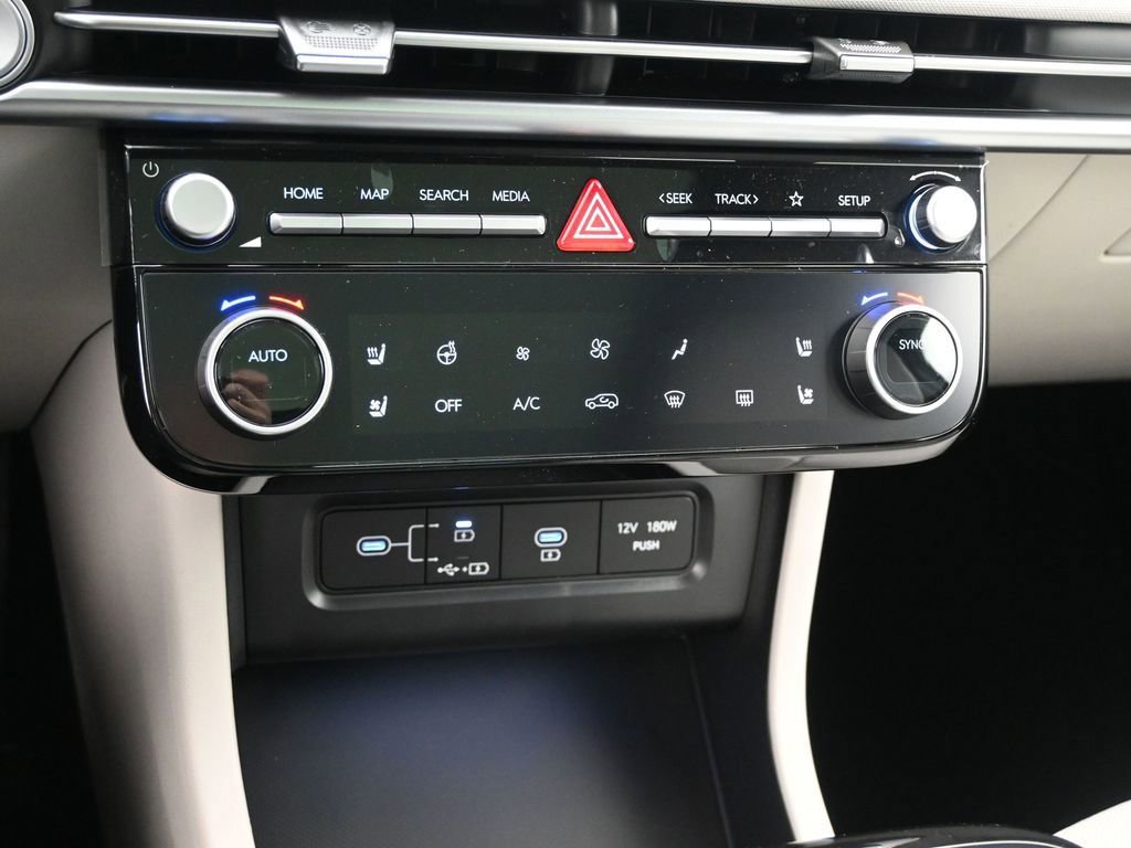 New 2026 Hyundai Tucson Limited image 18