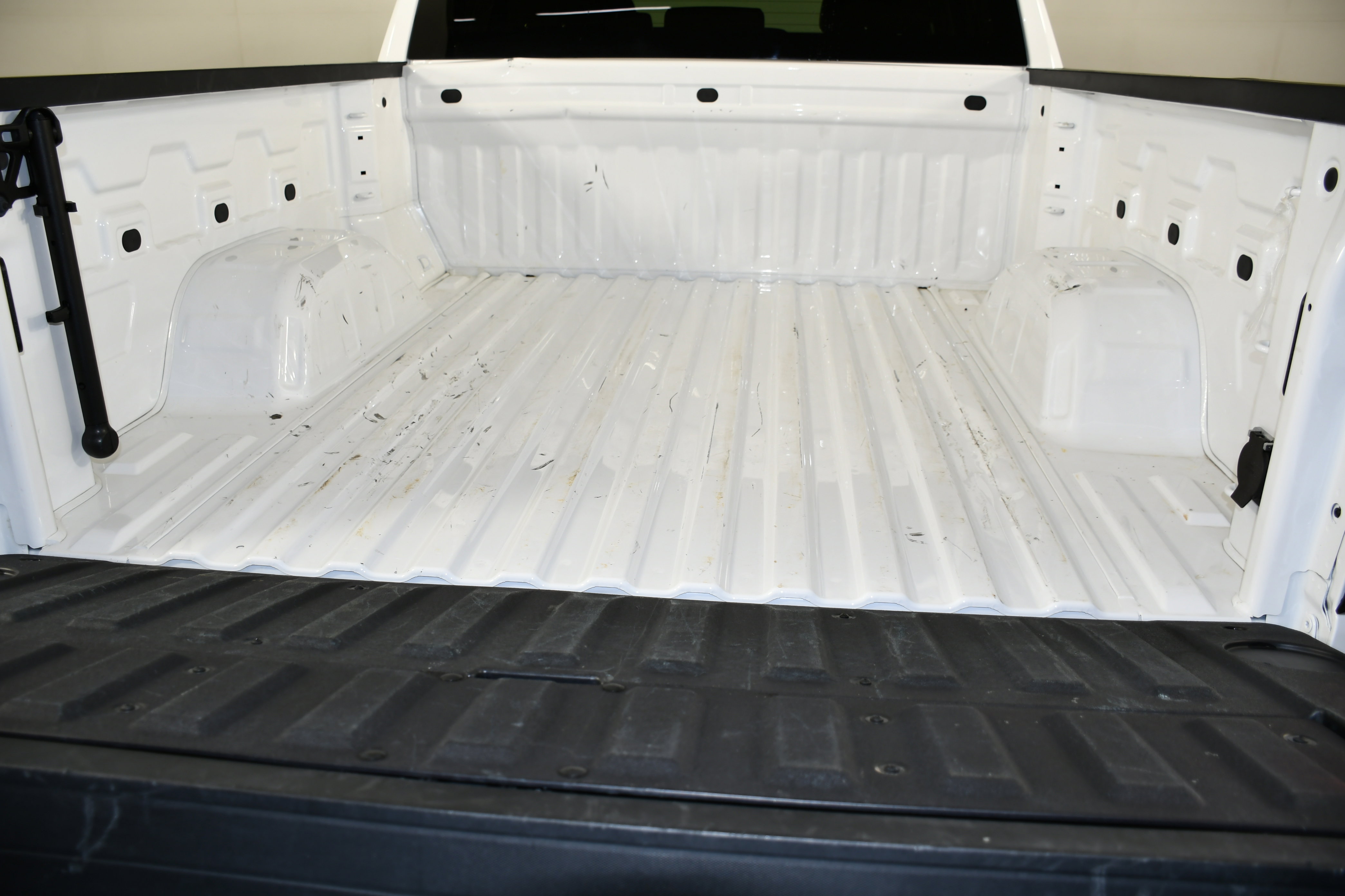 Used 2025 GMC Sierra 1500 SLT image 52