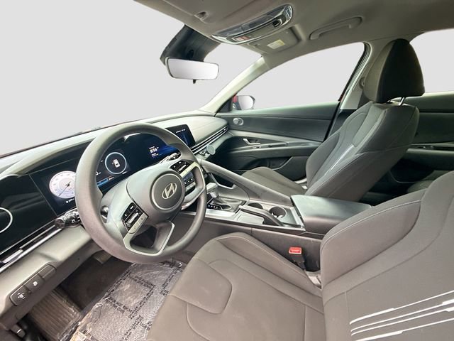 Certified 2024 Hyundai Elantra SEL FWD image 20