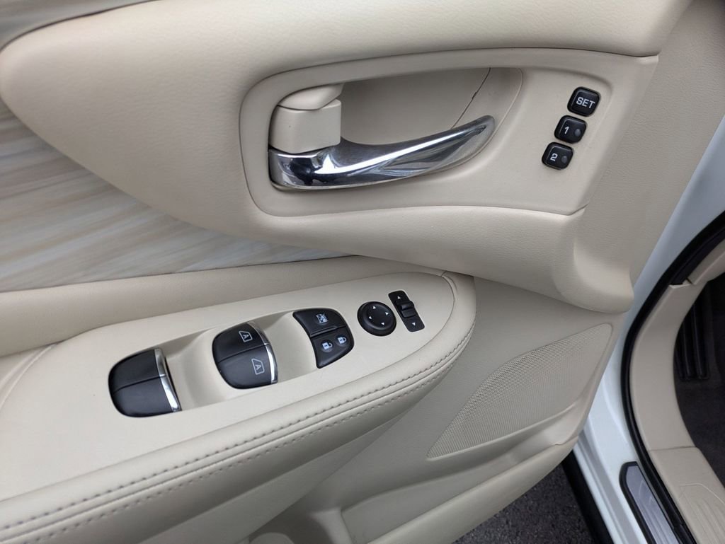 Used 2018 Nissan Murano Platinum image 10